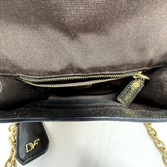 Vintage DVF Black Leather Gold Lips Chain Crossbody Bag Y2K Rare Vintage DVF Black Leather Gold Lips Chain Crossbody Bag Y2K Rare